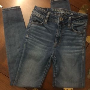 American Eagle blue jeans size 0.